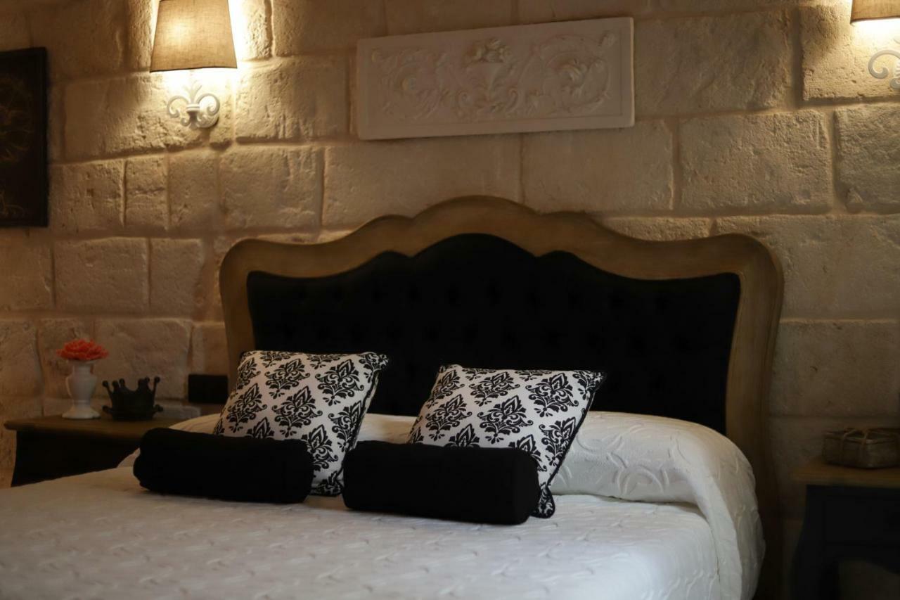 מונופולי Suite Conte Cavour מראה חיצוני תמונה